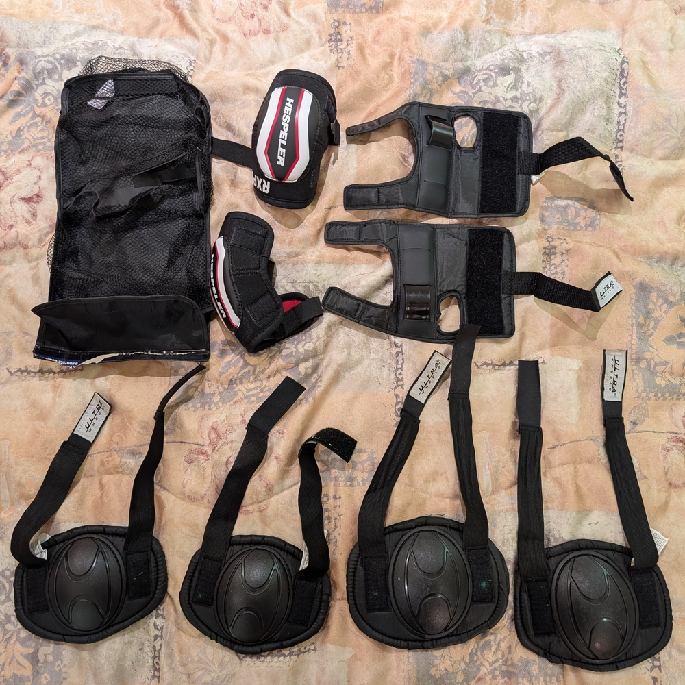 Black Protective Gear Set